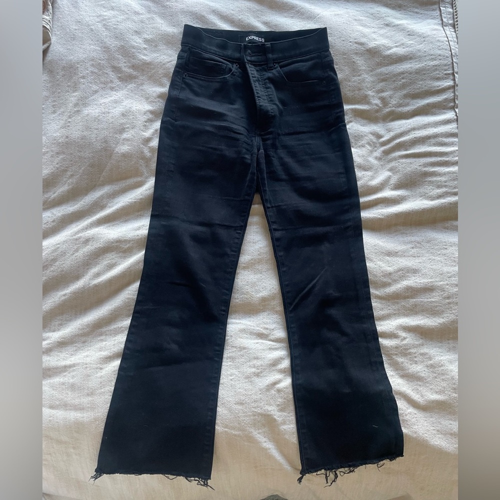 EXPRESS Cropped Jeans